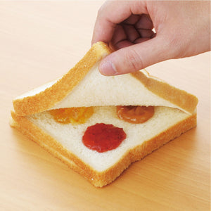 Akebono Clover-Shaped Sandwich Cutter & Sealer - YOYO JAPAN