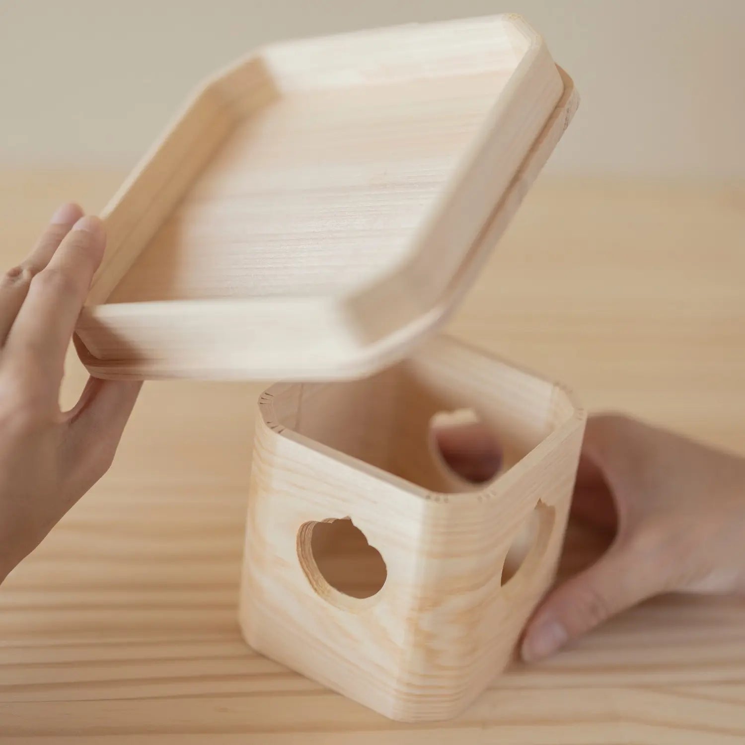 Ebm Hinoki Cypress Sanbou Offering Tray 15cm - YOYO JAPAN