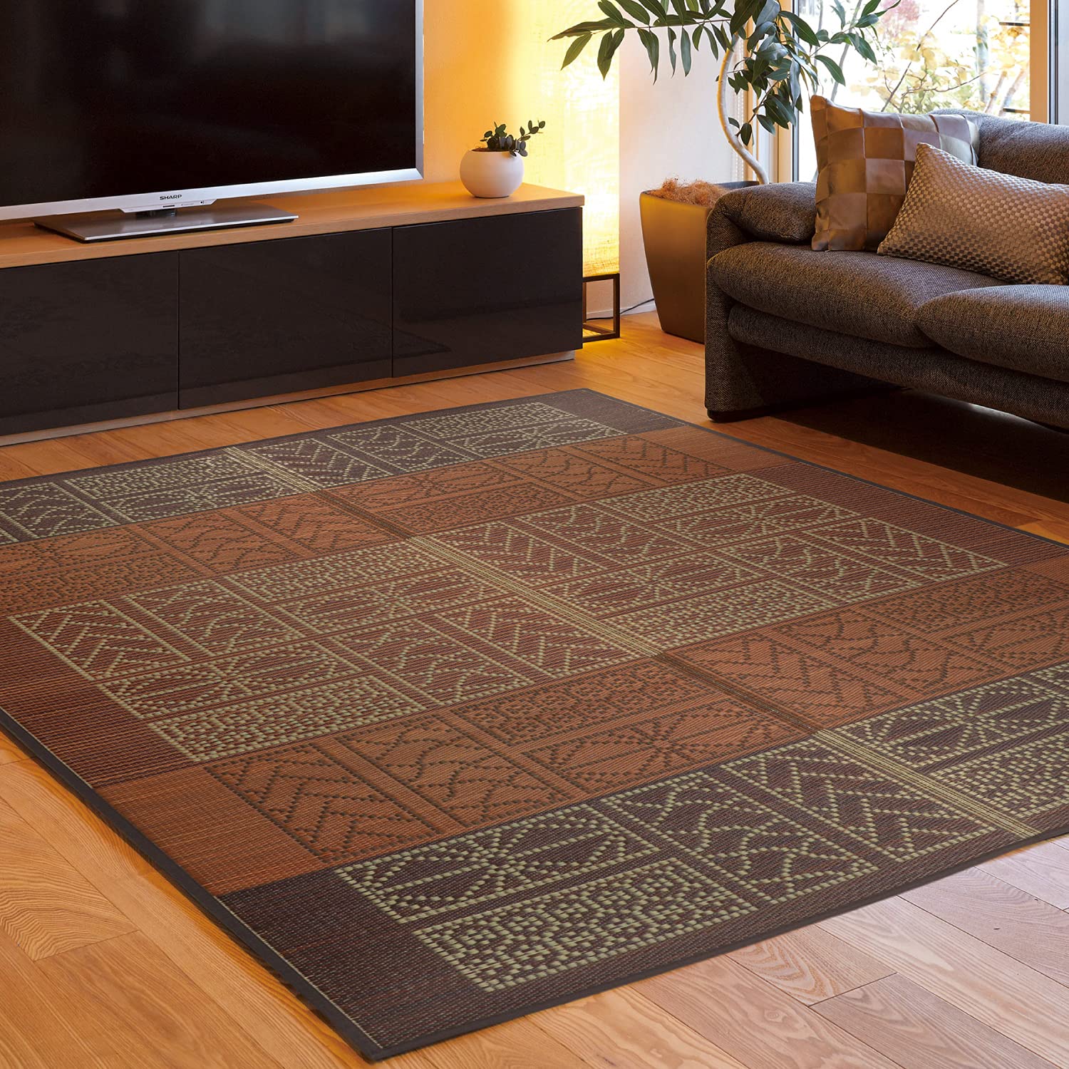 Hagihara Igusa Brown Japanese Pattern Ise Center Rug 81938810 (176X176Cm) - YOYO JAPAN