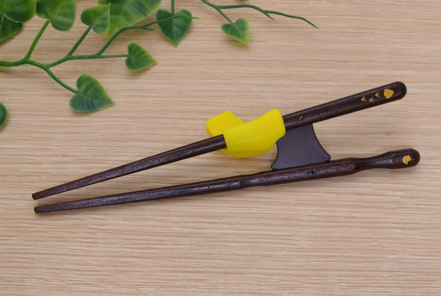 Ishida Japan Corrective Chopsticks Chanto 16.5Cm Right Handed For Children - YOYO JAPAN