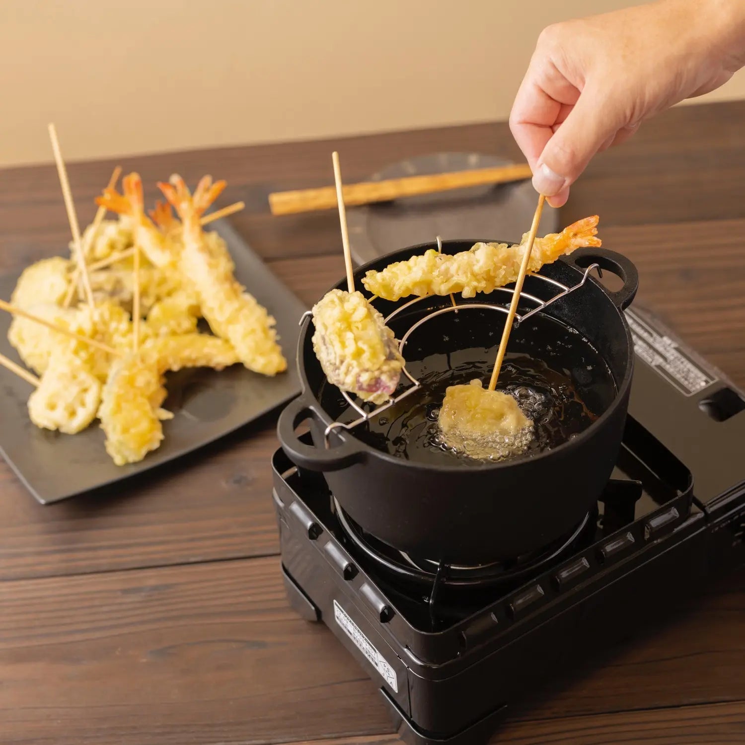 Iwachu Nambu Cast Iron Mini Tempura Fondue Pan - YOYO JAPAN