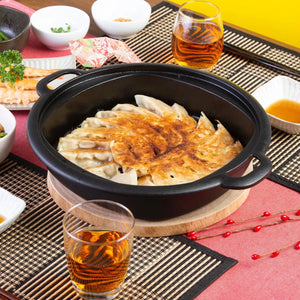 Iwachu Nambu Cast Iron Sukiyaki & Gyoza Pan Japan W/ Wooden Lid - YOYO JAPAN