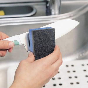 Kato Sangyo Foamed Polyethylene Cutting Board Scraper & Kitchen Knife Sharpener - YOYO JAPAN