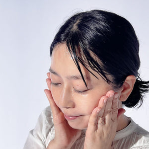 Kracie Hadabisei Overnight Royal Jelly Face Mask 3 Sheets - YOYO JAPAN