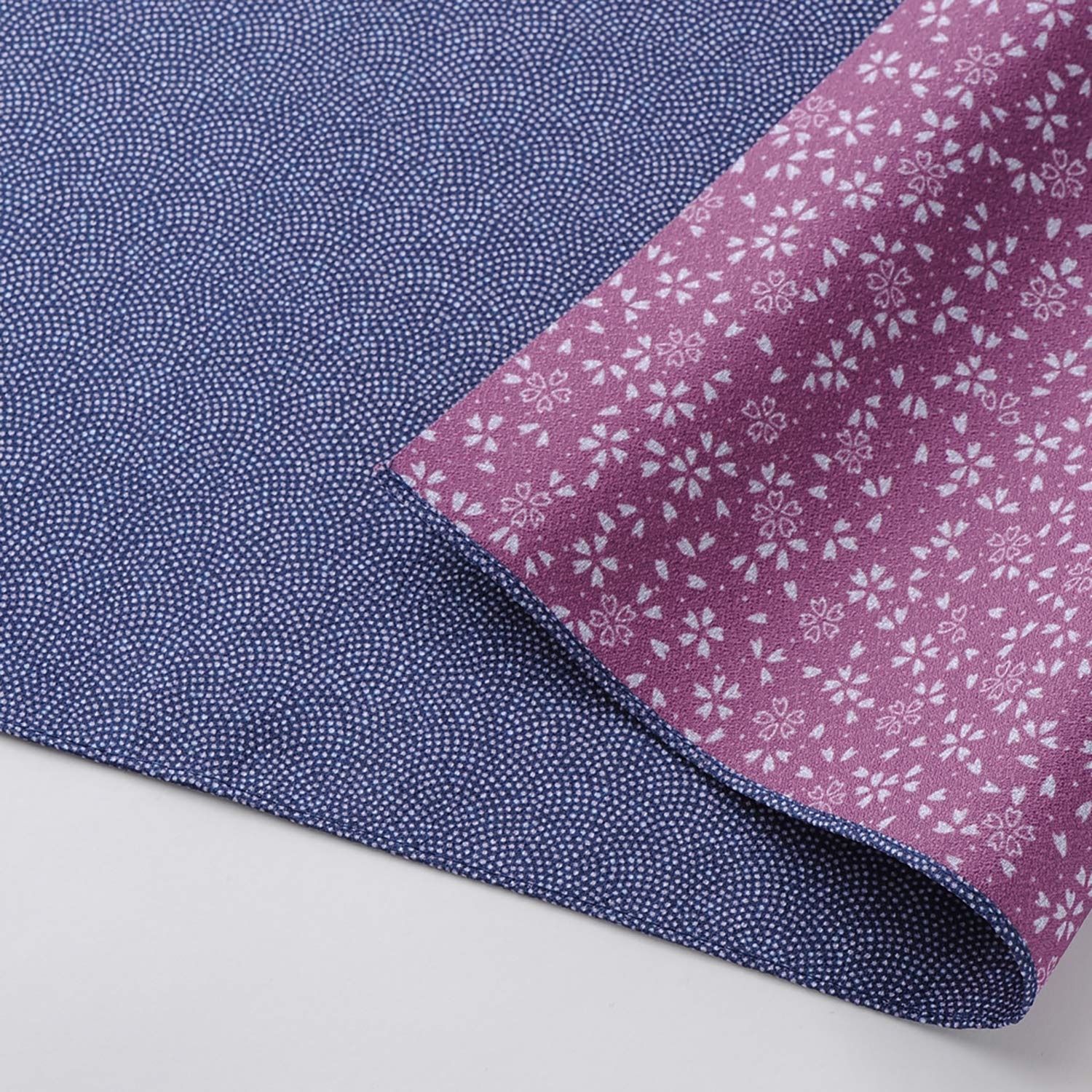 Musubi Reversible Furoshiki 90 Shark Tetsu/Rose - Japanese Style Wrap - YOYO JAPAN