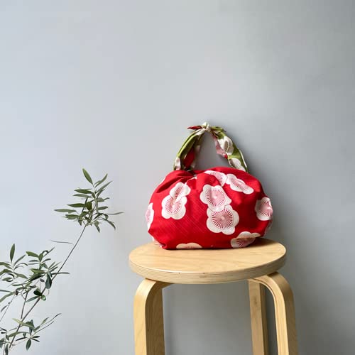 Musubi Furoshiki 3-Way Isa Pattern Plum Red Green Cotton Japan 104Cm - YOYO JAPAN