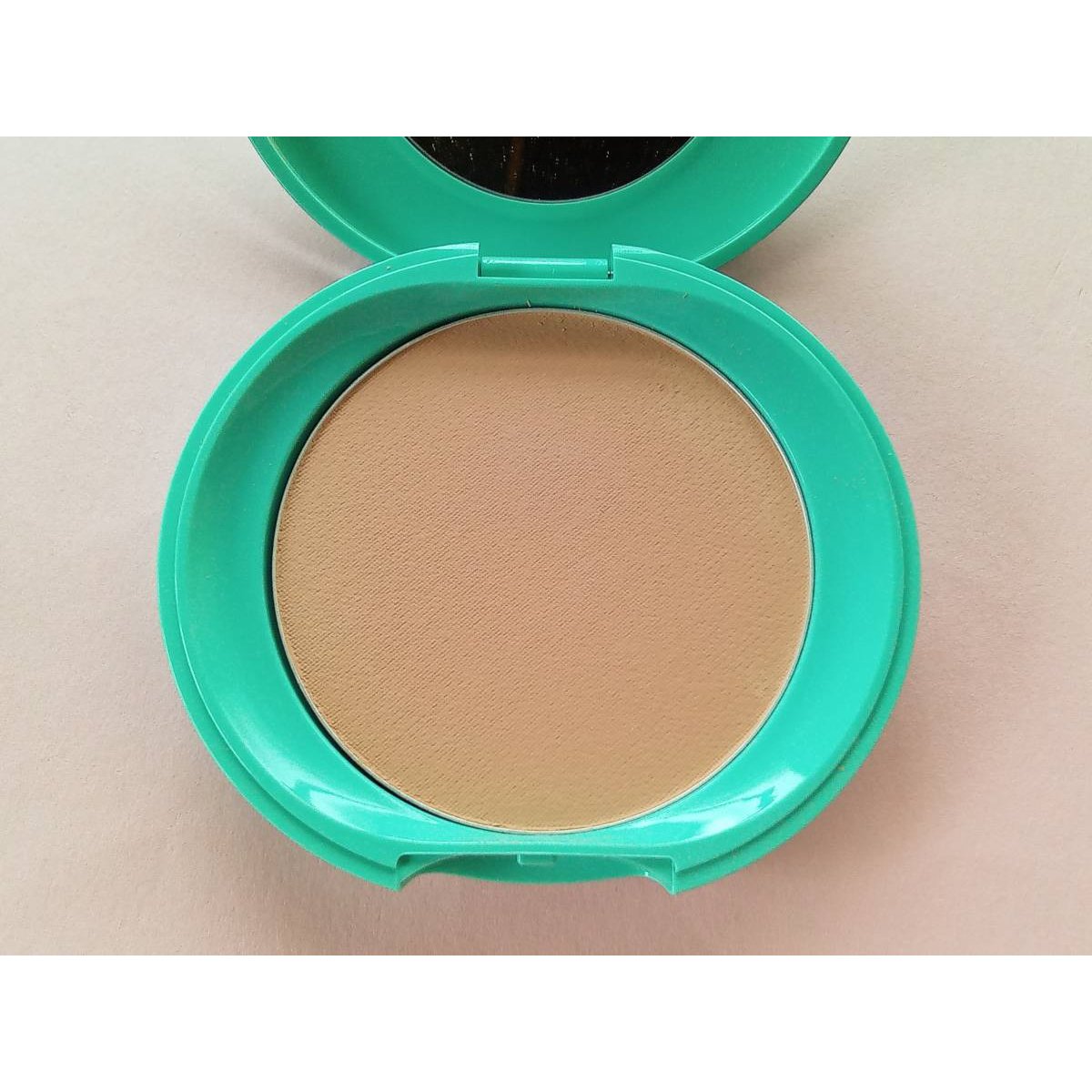 Naturactor Summer Cake Sweat Proof Water Based Foundation 16g - YOYO JAPAN