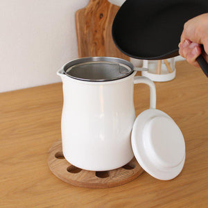 Noda Horo Enamel Oil Filter Pot 800ml - YOYO JAPAN