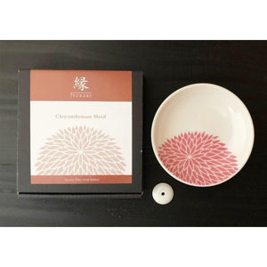 Nippon Kodo Japanese Incense Burner Kikumon Chrysanthemum (Set of Pottery Incense Plate and Incense Holder) - YOYO JAPAN
