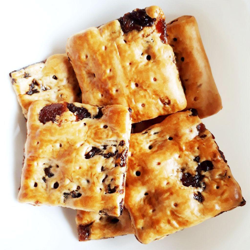 Tohato All Raisin Old Fashioned Raisin Cookies 12 Pieces - YOYO JAPAN