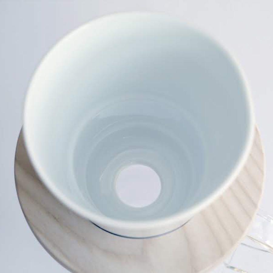 Torch Donut White Porcelain Coffee Dripper - YOYO JAPAN