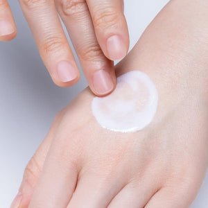 &be UV Milk Non-Chemical Moisturizing Mineral Sunscreen SPF 50+ 100g - YOYO JAPAN