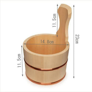 Umezawa Hinoki Bath Bucket with handle, perfect for authentic Japanese bathing culture