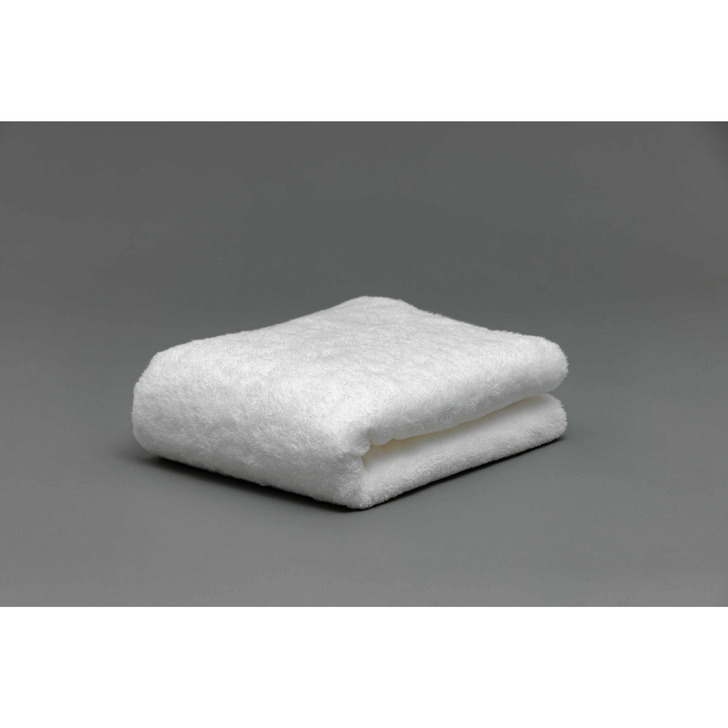 Épatant Sea Island Cotton Luxurious Imabari Bath Towel 67 x 140 cm, premium softness, ideal for daily bathing.