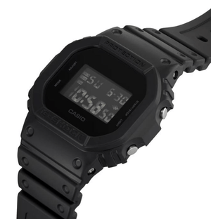 Casio DW - 5600UBB - 1