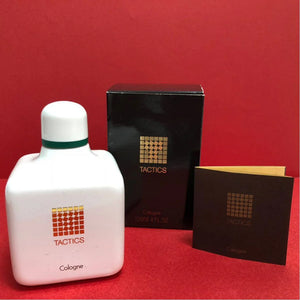 Shiseido Tactics Cologne L Green Floral Fragrance in 240ml, subtle spicy accents, perfect for professional settings