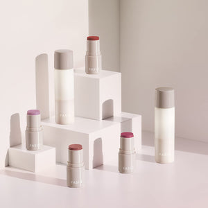 Fasio Multi - Face Stick 4G Cheek Lip Eyeshadow Fragrance - Free Royal Cassis