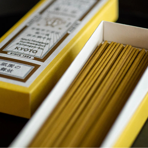 Close-up of Kungyokudo Japanese Incense Gion Maiko, 60 Sticks, featuring elegant packaging for gifting