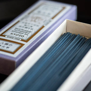 Close-up of Kungyokudo Japanese Incense Yaseno Lavender, 60 Sticks, featuring lavender-sandalwood blend for calm