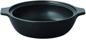 Close-up of Kinto Kakomi Ih Clay Pot 1.2L Black 25191, featuring glassy glaze for easy cleaning