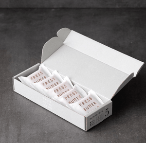 10 Pieces PRESS BUTTER SAND Gift, Set of 2, with crispy texture, offering delightful flavor for all