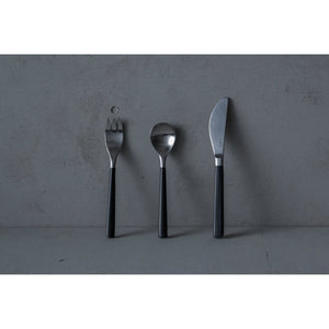 Sori Yanagi Dessert Knife 215mm with birch wood handle, perfect for cakes and light desserts