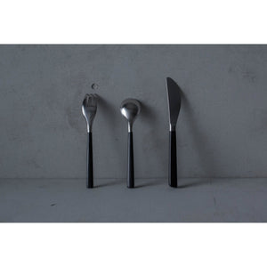 215mm Sori Yanagi Designer Dessert Knife with birch wood handle, offering balanced comfort for everyday use