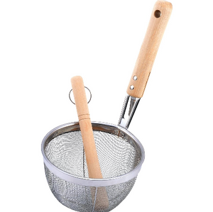 80mm Miso Soup Strainer With Wooden Muddler offering smooth blending support for home cooks