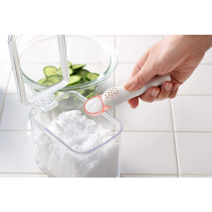 14cm Leye Salt Shaker Teaspoon LS1547, dual-purpose feature, designed for simple daily cooking