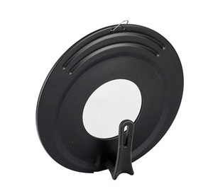 Close-up of 11-inch Wahei Freiz Neoble pot with heat-resistant handle, showcasing lightweight aluminum body.