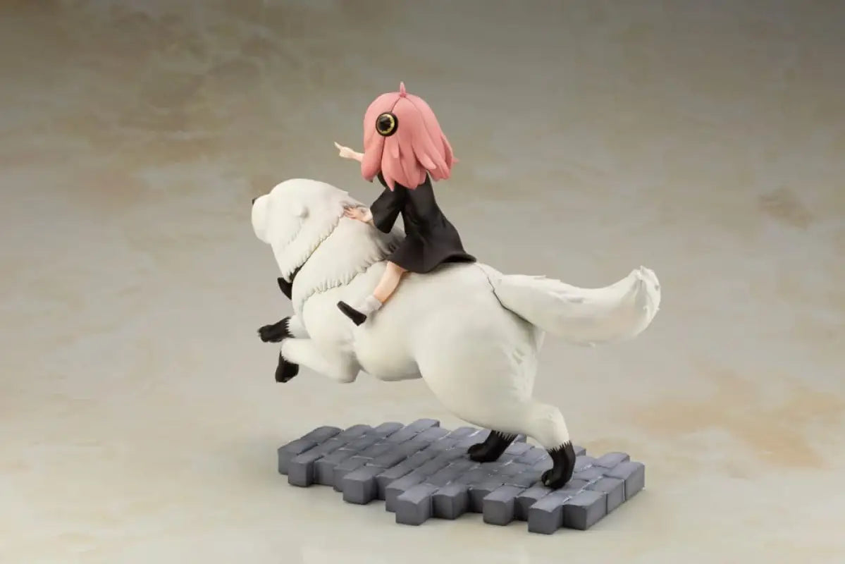 KOTOBUKIYA Anya Forger & Bond 1/7 Figure Spy X Family