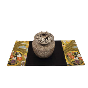 Shinsendo Japanese - Style Vase Mat Figurine Incense Burner - Ideal For Japanese - Style Rooms Textured Like An Obi Asuka
