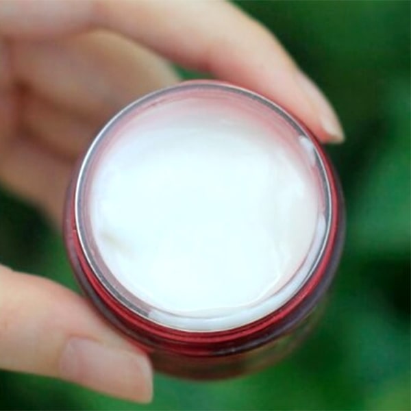 Close-up of Sk-Ii Eska2 Stem Power Rich Cream, 50G, featuring Stem-Acanax Complex for firmness