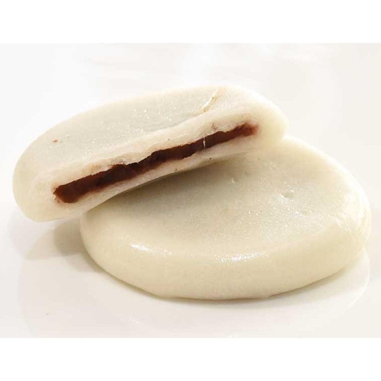 90g Usagimochi Azuki Bean Paste Mochi Snack, soft texture, designed for fans of Japanese sweets.