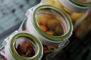 Takeya Japan 2.4L Fresh Lock Moisture - Proof One - Touch Open/Close Storage Container