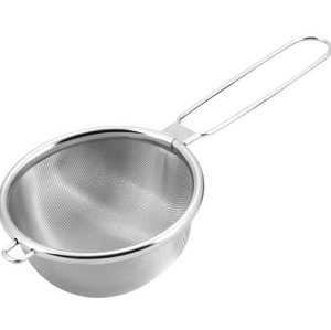 Loose Leaf Tea Strainer 75mm with fine mesh, perfect for cups and teapots