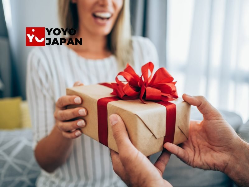 10+ Young Women's Gifts: The Best Ideas for Any Occasion - YOYO JAPAN