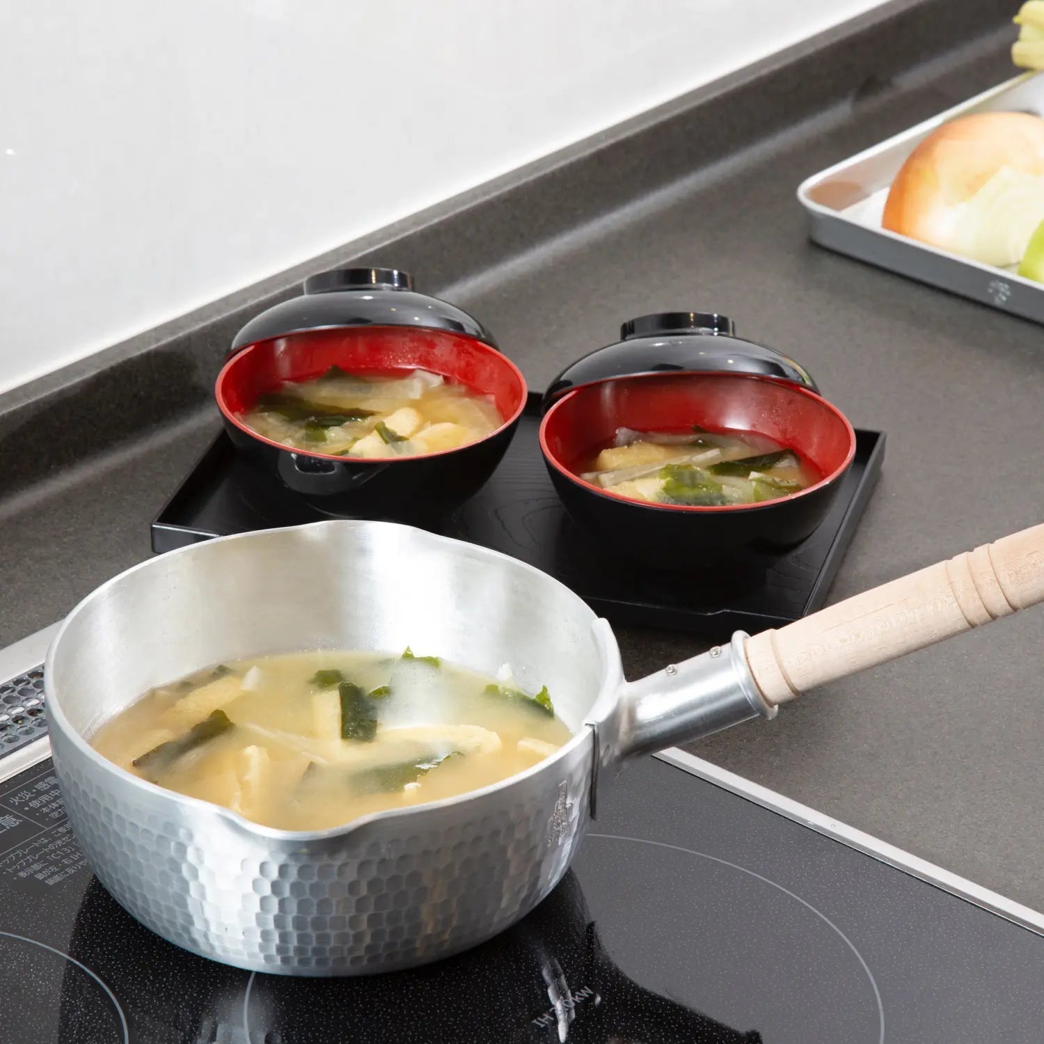 Entec Japan Melamine Bi-Color Miso Soup Bowl 340Ml With Lid - Single - YOYO JAPAN