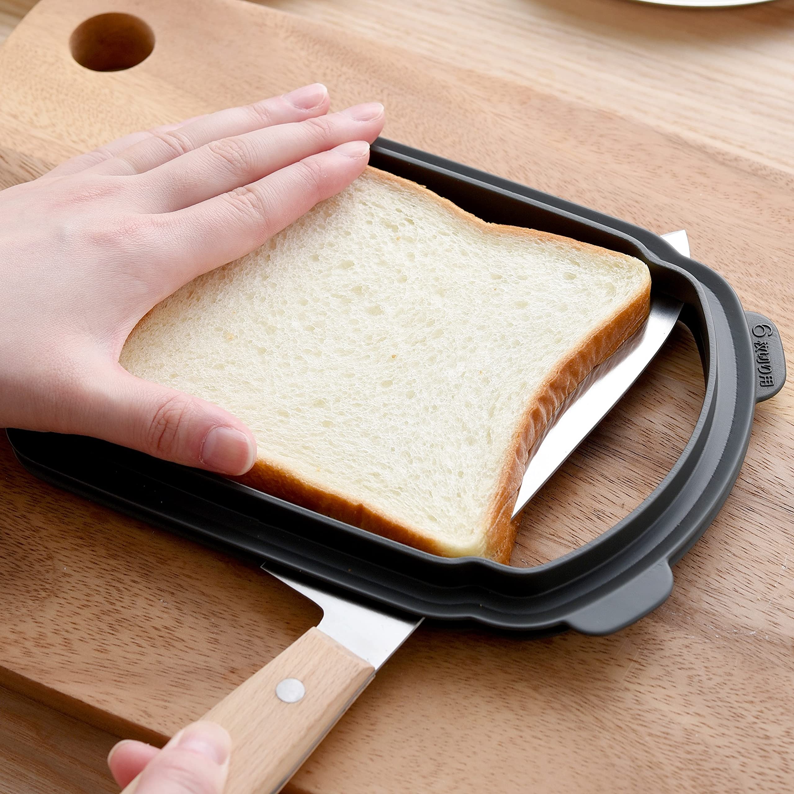 Ernest A-77704 Bread Cut Guide Made In Japan - Slice 5-6 Slices Thinly For Sandwiches Favorite Of Major Restaurants