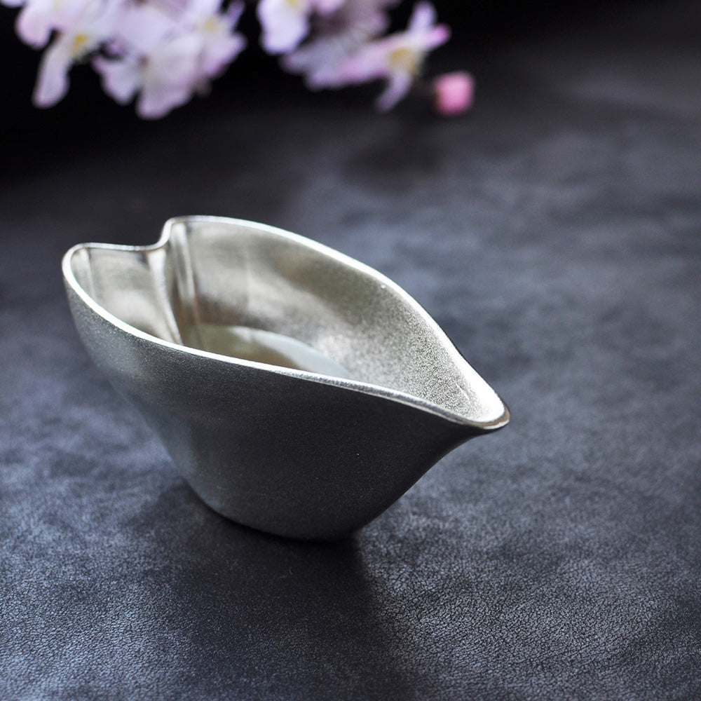 Hiracle Tinware Sakura Katakuchi Lipped Sake Server - YOYO JAPAN