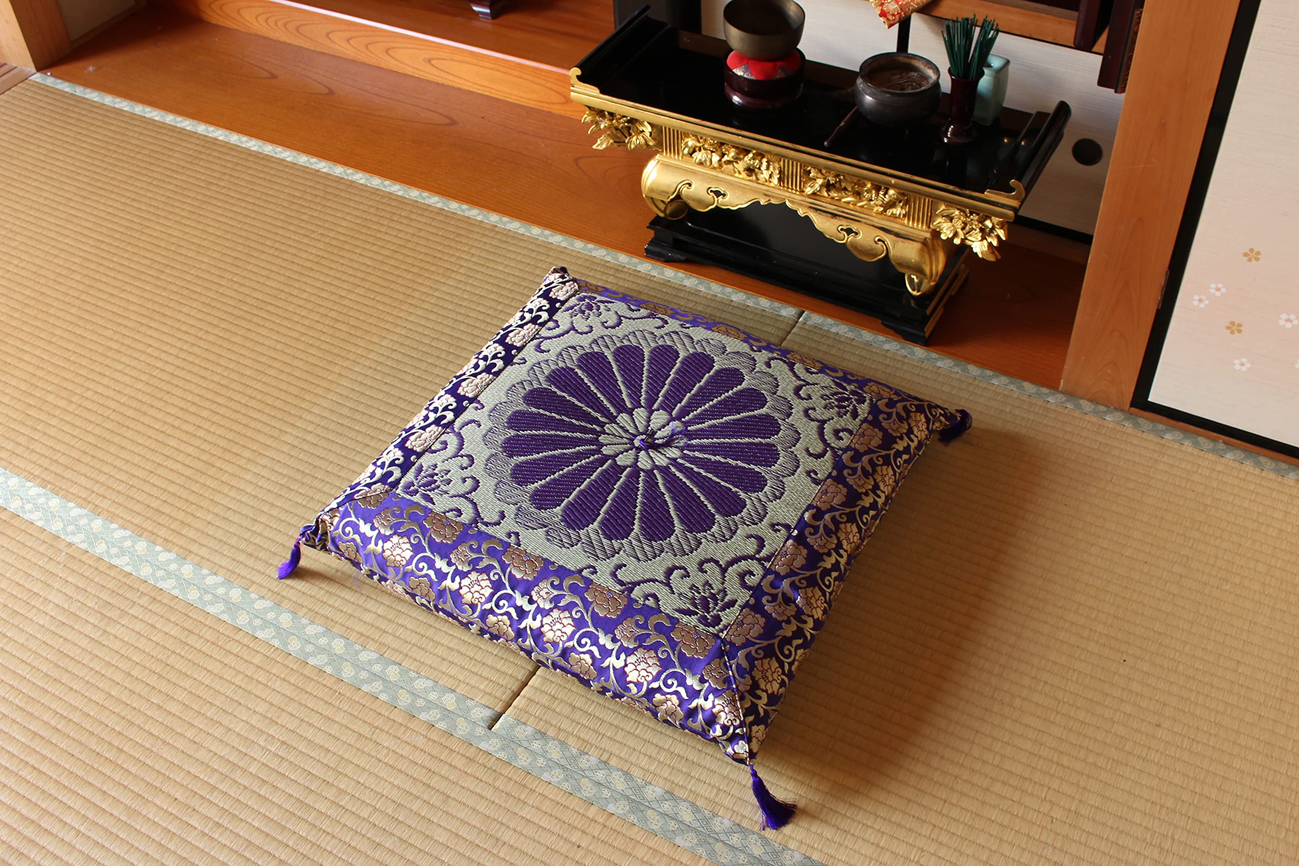 Ikehiko Corporation Japanese Buddhist Altar Sanzenin Reversible Gozenzabuton 68X70Cm #3118719 - YOYO JAPAN