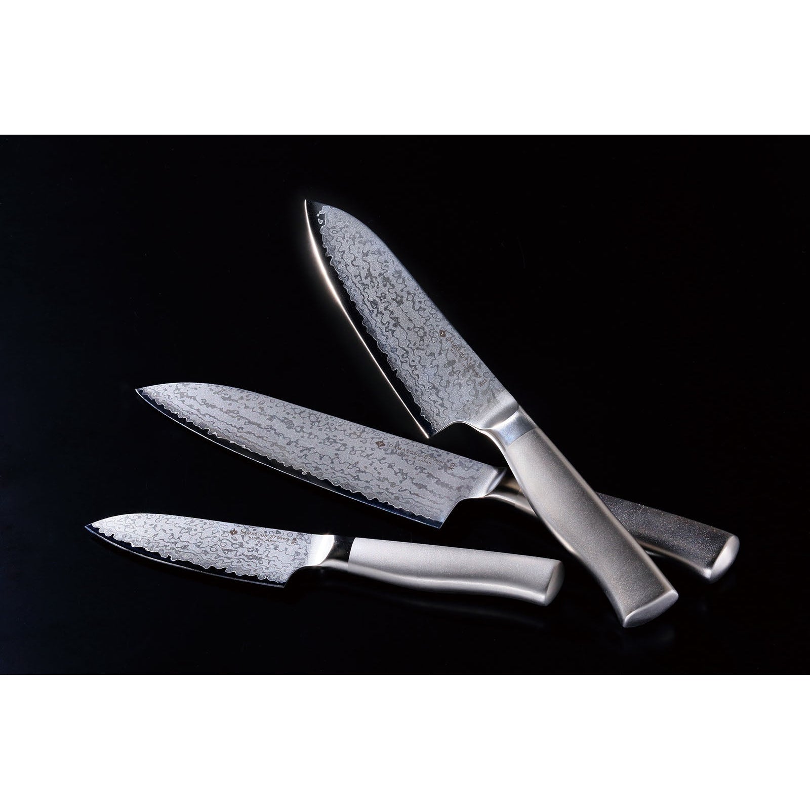 Sori Yanagi Damascus Kitchen Knife (Japanese Damascus Steel Chef Knife) 18cm
