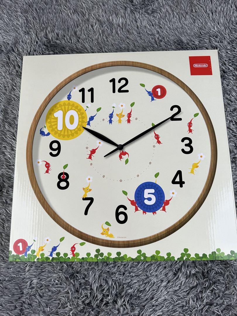 Nintendo Pikmin Clock in 33cm, durable materials, perfect for anime enthusiasts