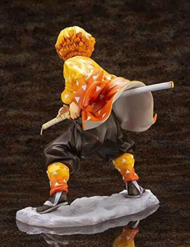 Artfx J Demon Slayer: Kimetsu No Yaiba Zenitsu Agatsuma 1/8 Scale Figure