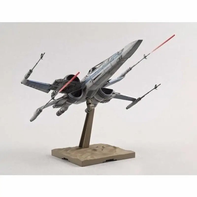 Bandai 1/72 Resistance X-wing Fighter The Force Awakens Model Kit Star Wars - Plastic