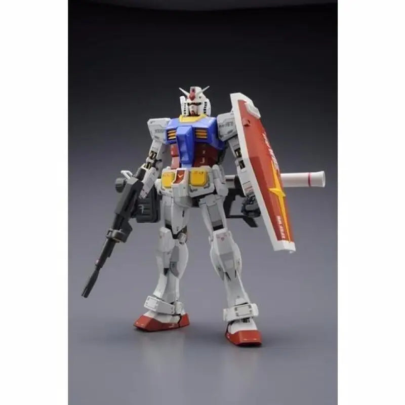 Bandai Mg 1/100 Gundam Ver 3.0 Plastic Model Kit - Gunpla