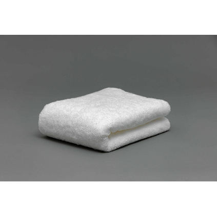 67 x 140 cm Épatant Imabari Bath Towel with soft Sea Island cotton, offering comfort for home use.