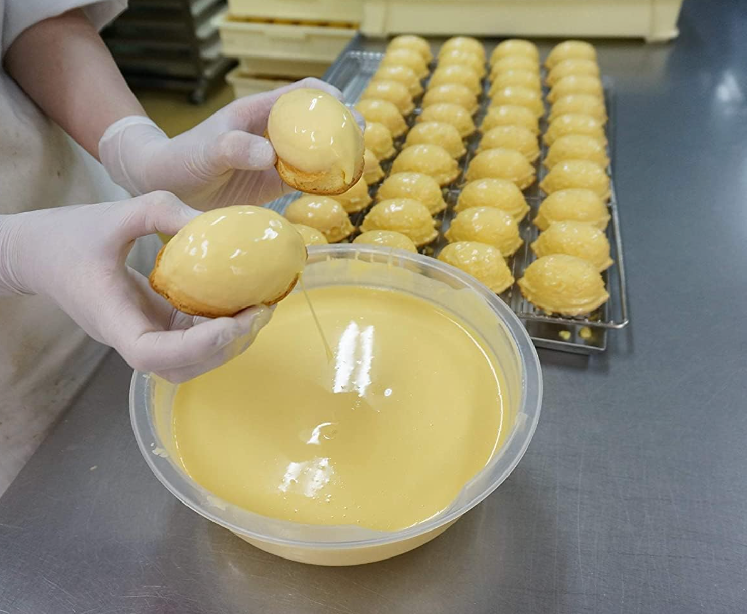 Pack of 5 Dorse Lemon Cakes, Japanese moist sponge cakes with lemon icing, perfect for dessert lovers