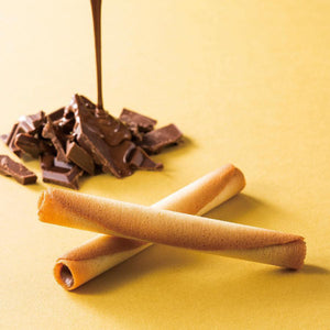 Yoku Moku Cigare Au Chocolat Japanese Cookies 18 Pieces, elegant packaging, perfect for gifts or sharing