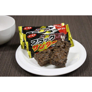 20 Bars Yuraku Black Thunder Chocolate, crispy cocoa and chocolate mix, offering bold crunch for fans of Japanese snacks